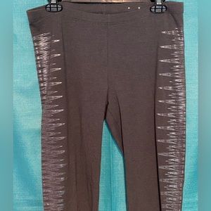 Grey City Streets Large Leggings Silver Design